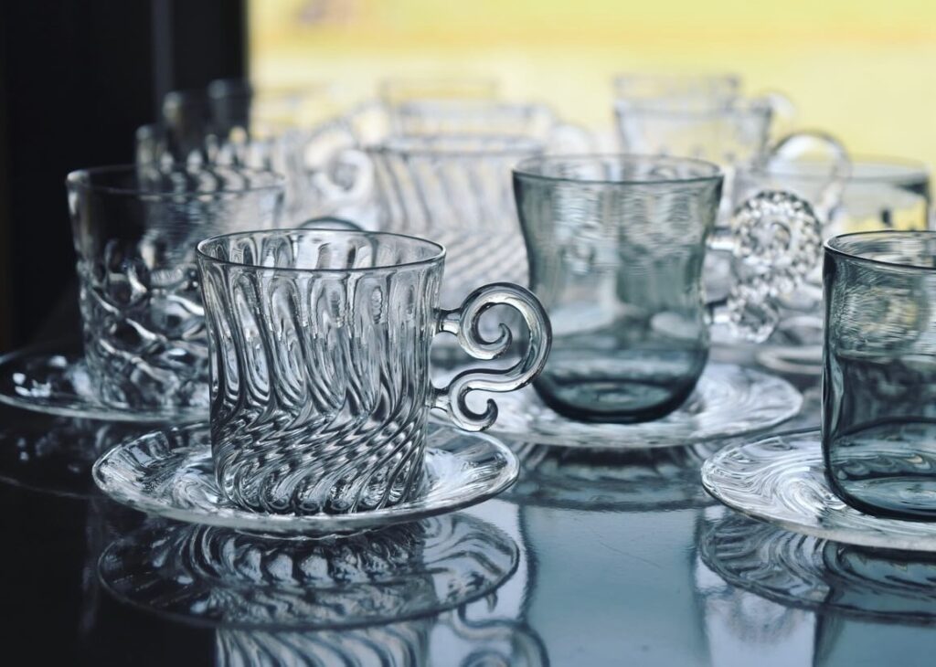 glass atelier えむに　氷の器 東京展まで後少し！＠うつわ謙心 | ＋＋glass atelier えむに＋＋